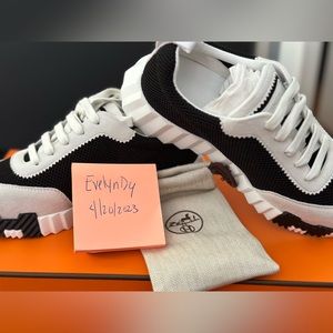 BNIB Hermes Bounce Sneaker